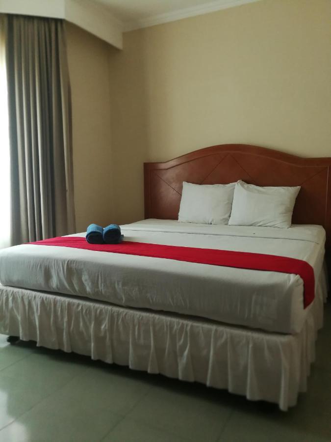 Hotel Formosa Jambi Palmerah Екстериор снимка